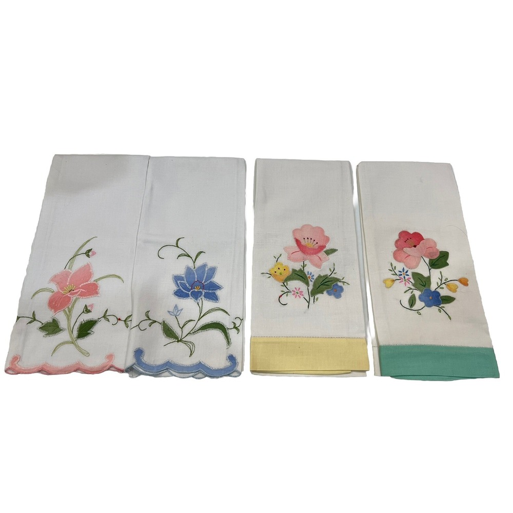 4 Appliqué Tea Towels Napkins - Floral - Cotton - Vintage (21" X 14")